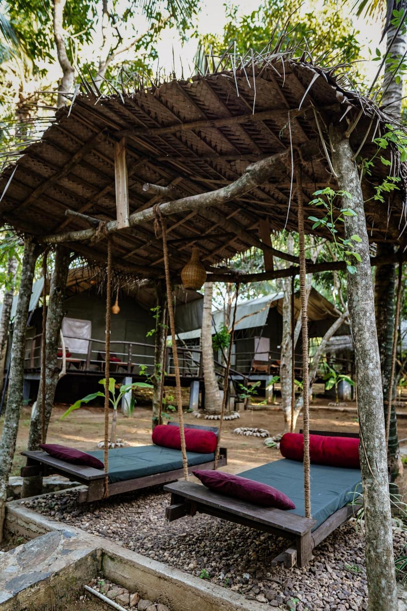 River Glamping By Gaga Bees Udawalawe Exterior foto